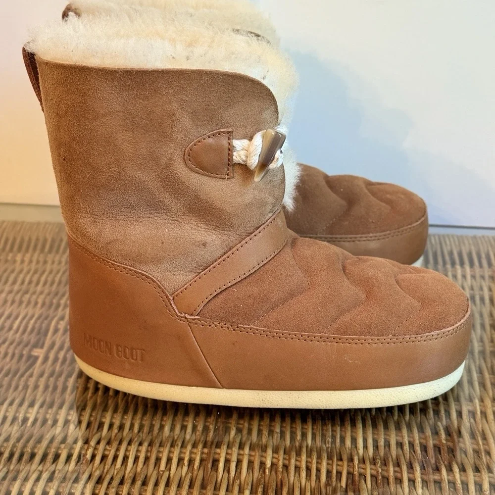 MOON BOOTS EVX BROWN IGLOO BOOTS Cognac Women's Size 5/6